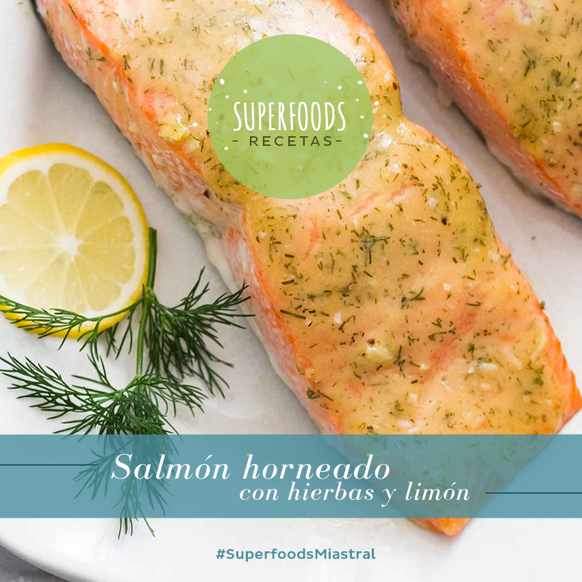 Superfood receta Salmón horneado con hierbas y limón Miastral